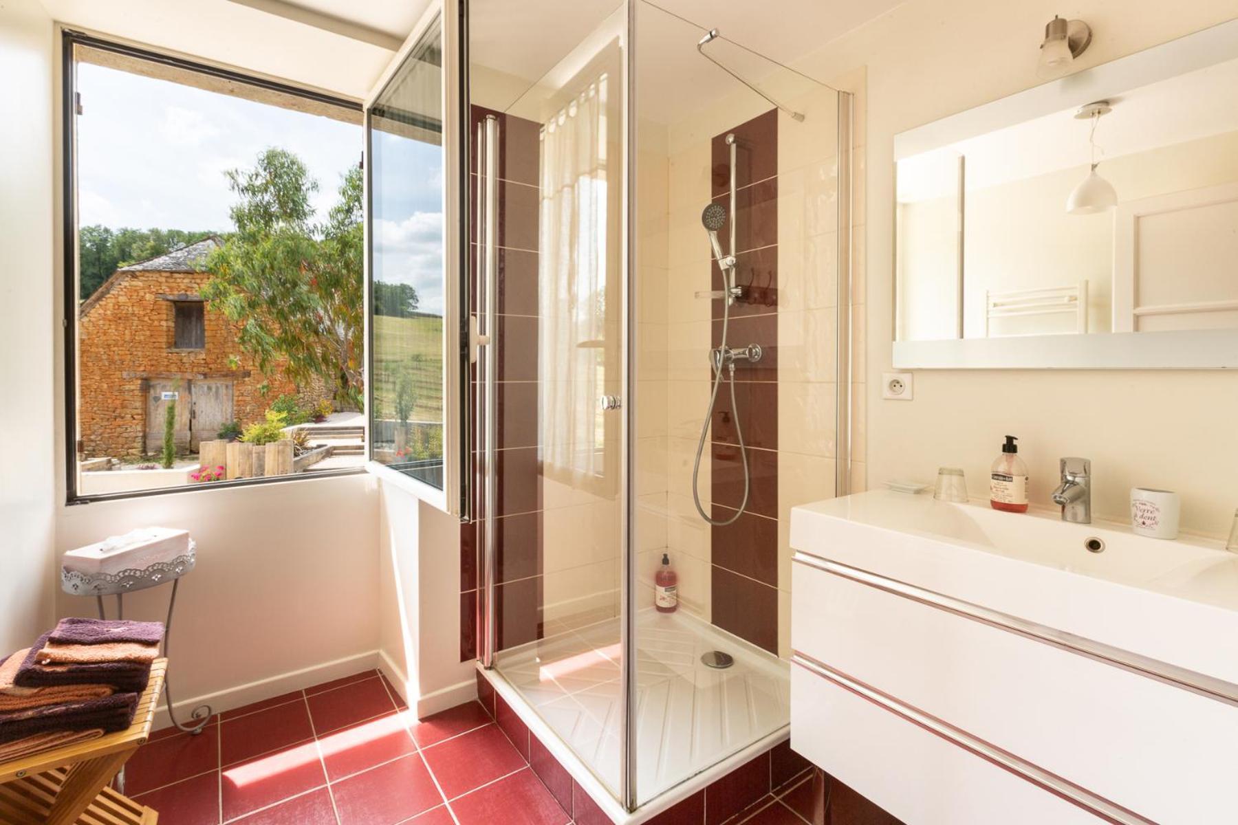 Maison D'Hotes La Maison De Leopold Terrasson 외부 사진