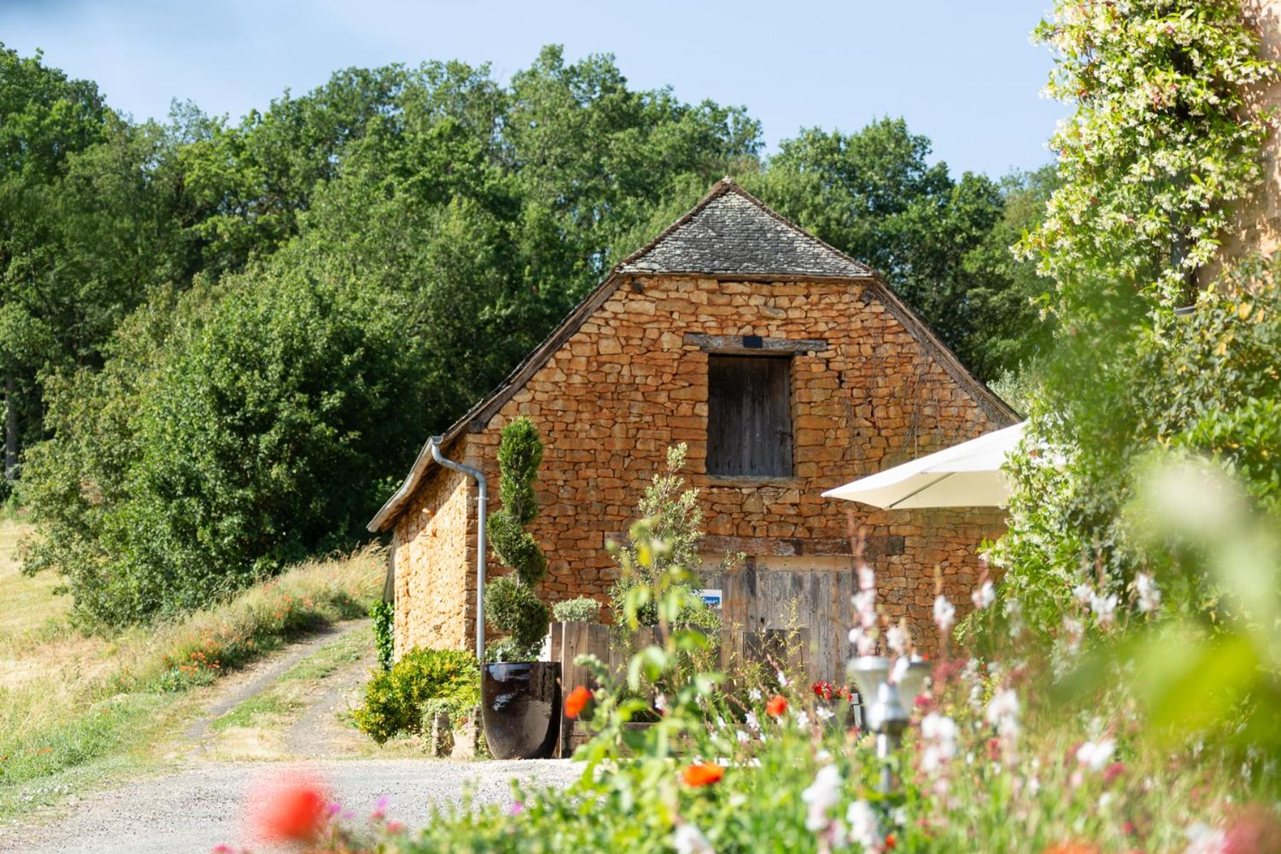 Maison D'Hotes La Maison De Leopold Terrasson 외부 사진