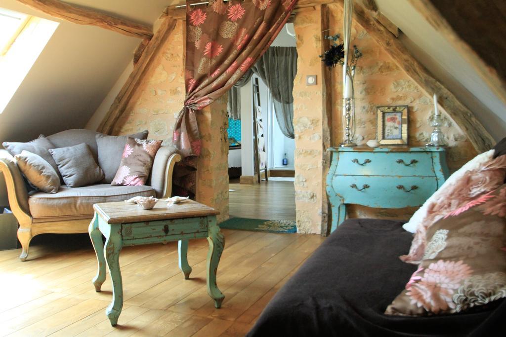 Maison D'Hotes La Maison De Leopold Terrasson 외부 사진