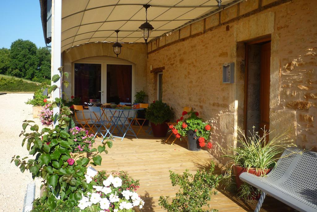 Maison D'Hotes La Maison De Leopold Terrasson 외부 사진
