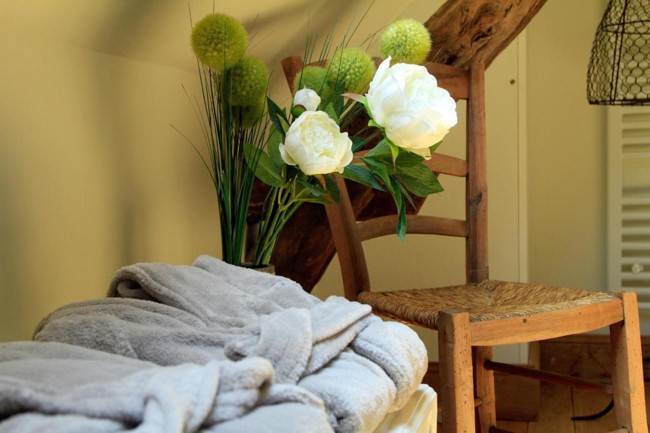 Maison D'Hotes La Maison De Leopold Terrasson 외부 사진