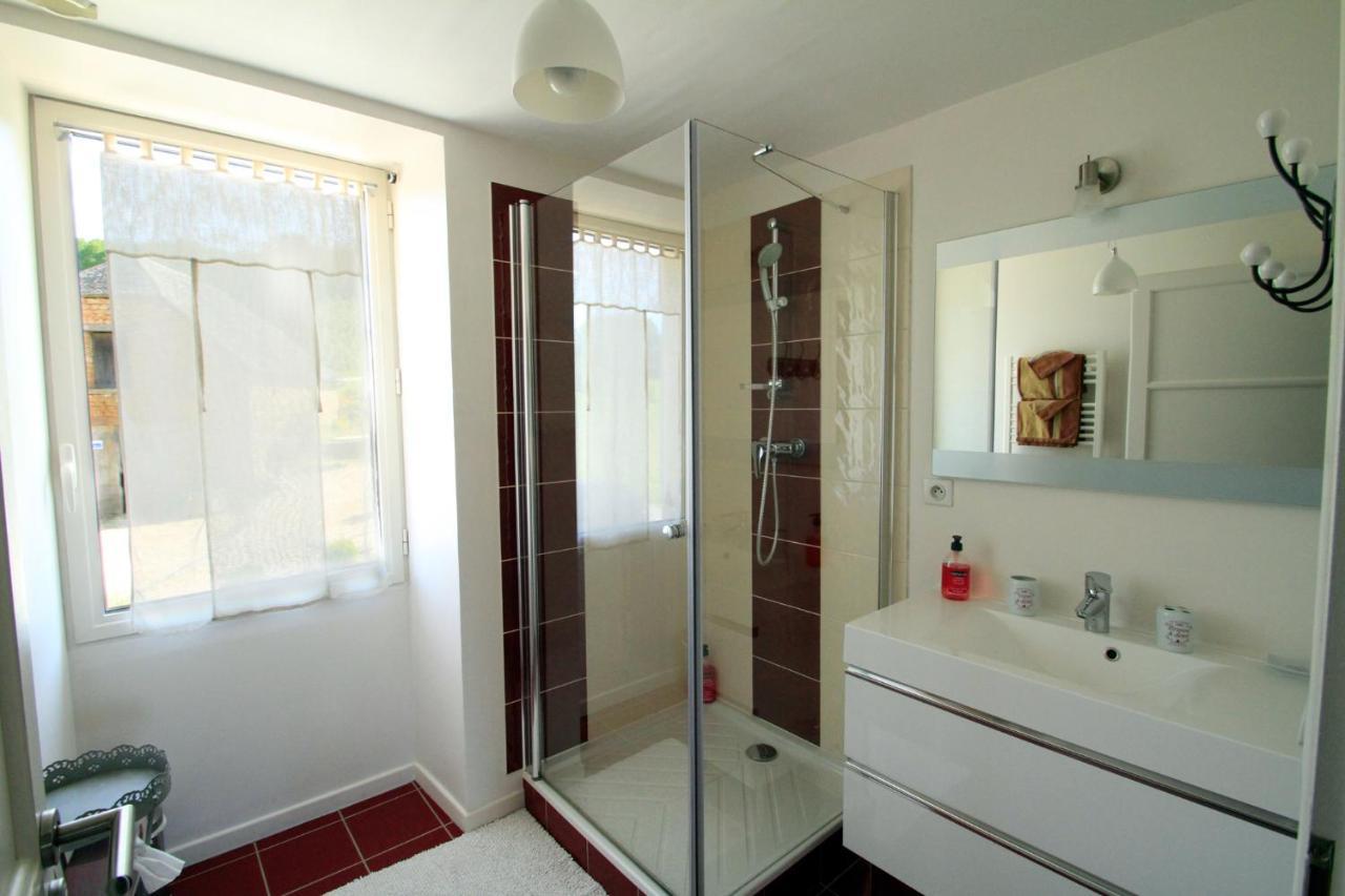 Maison D'Hotes La Maison De Leopold Terrasson 외부 사진
